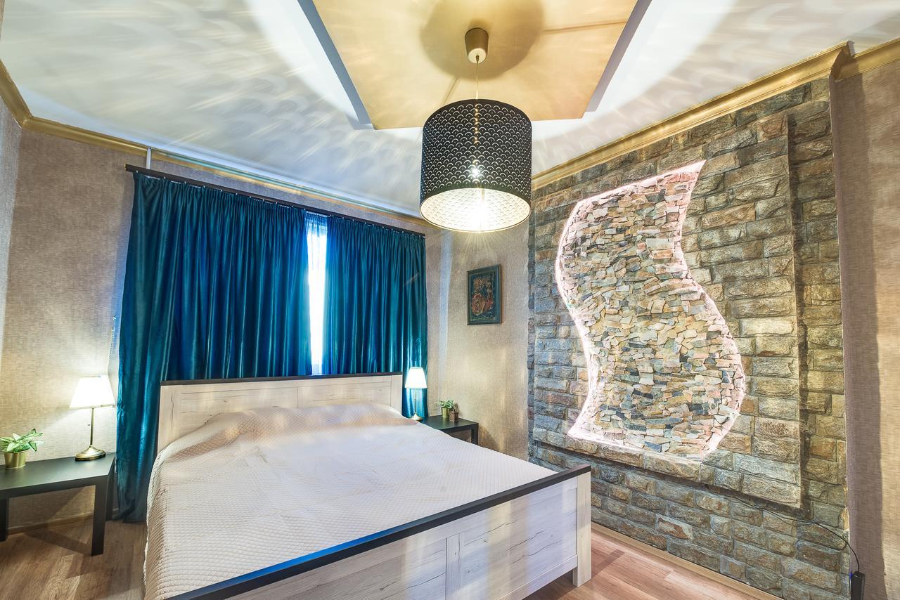 Unique Atmosphere With Golden Standard Design โซเฟีย ภายนอก รูปภาพ
